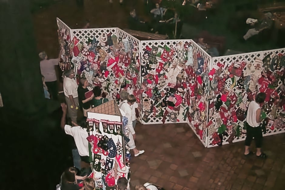 2001-Collector-Stocking-Display