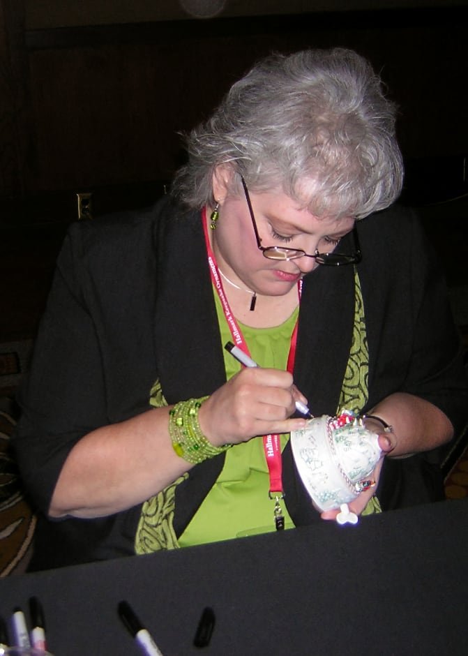 2009-Diana-McGehee-Signing