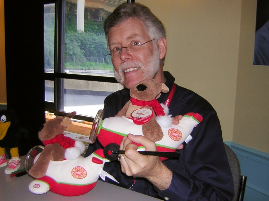 2009-Ken-Crow-Signing