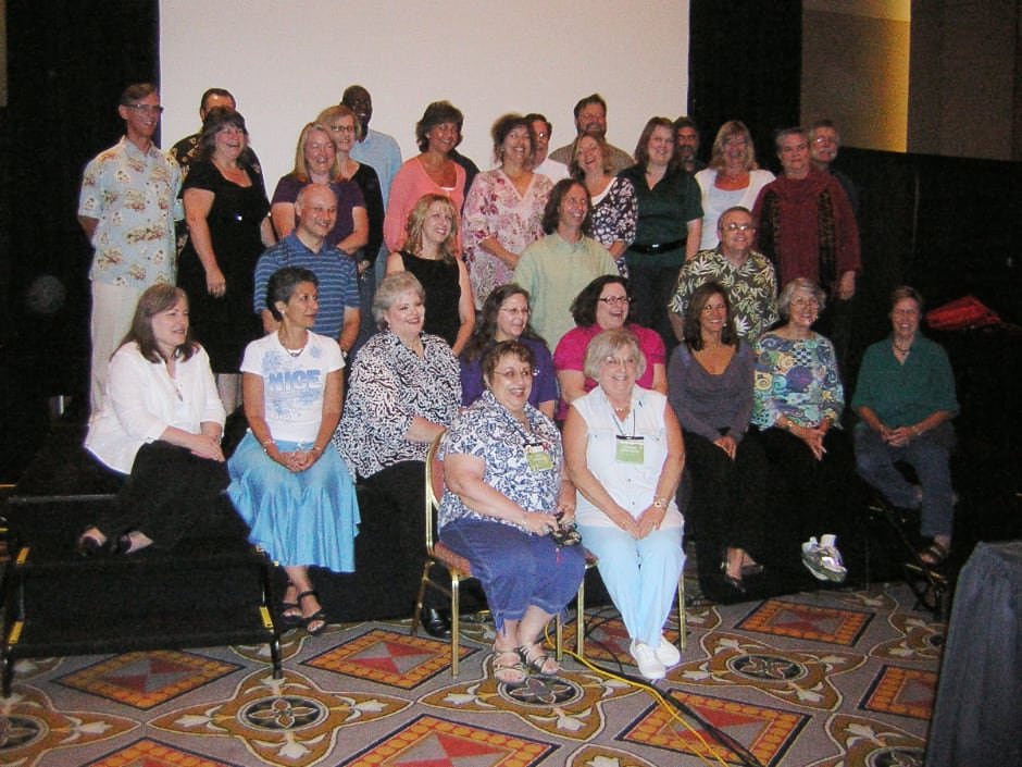 2009-Posing-With-Artists