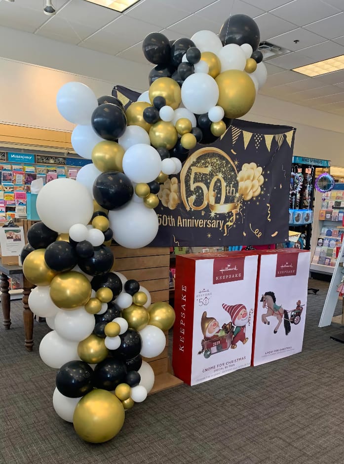 2023-Geneva-Illinois-Display